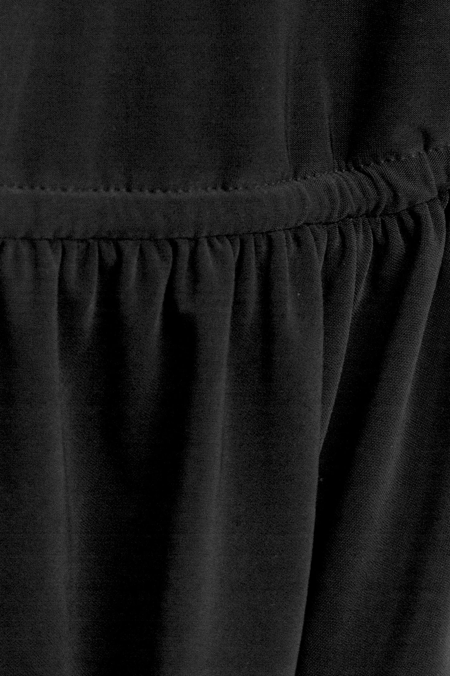 MOLLY OPEN BACK CROP TOP - BLACK