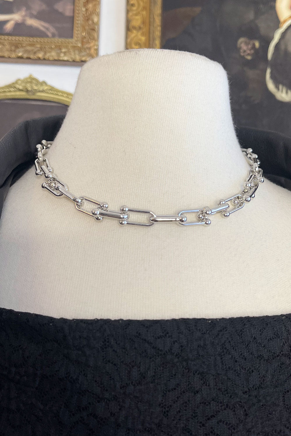 BARBELL CHAIN NECKLACE 012