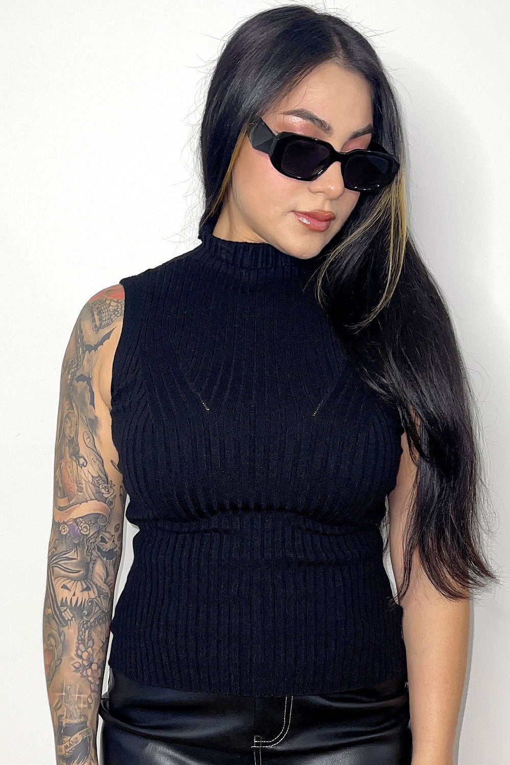 BROOKLYN TURTLENECK SWEATER TOP