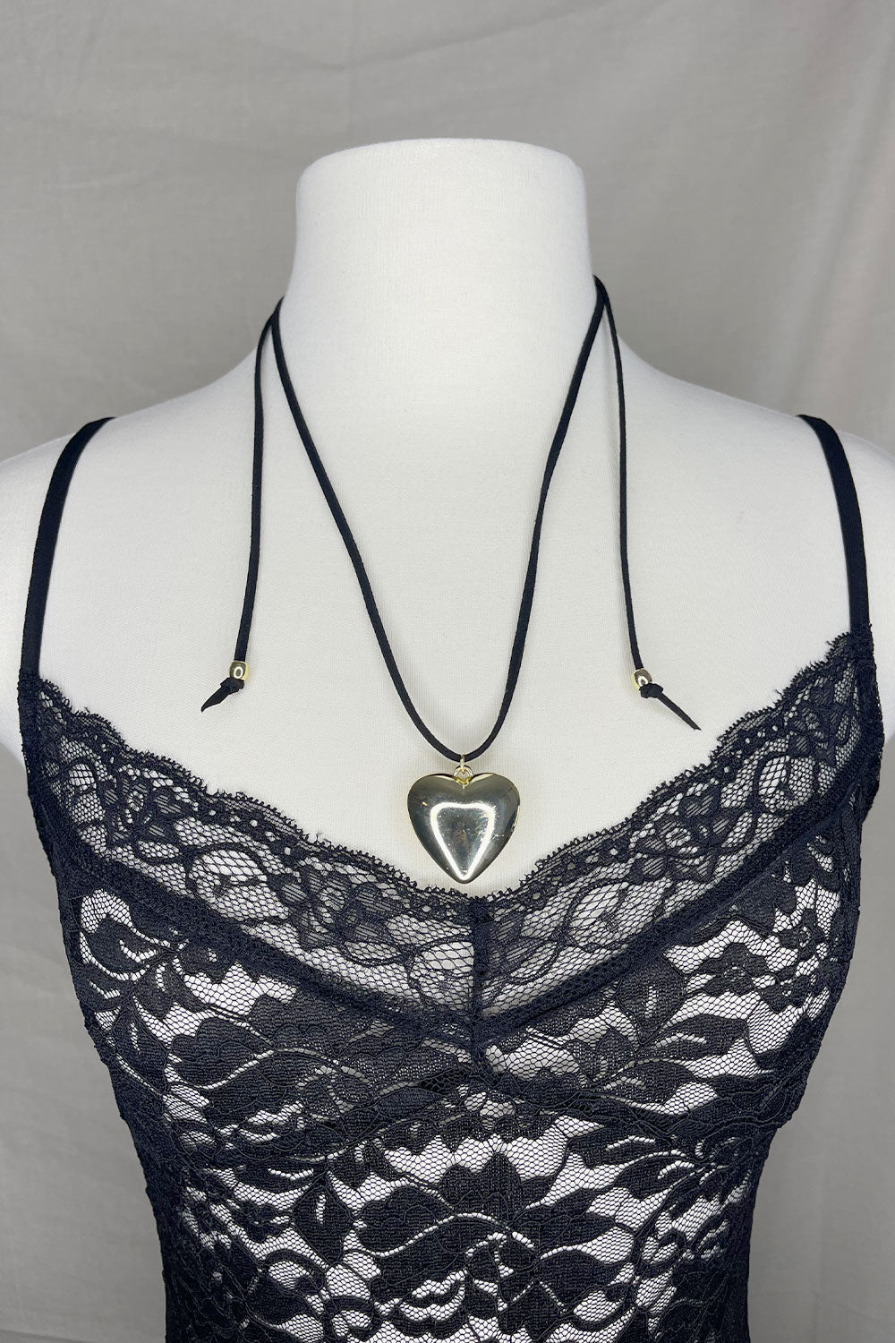 HEART NECKLACE 010