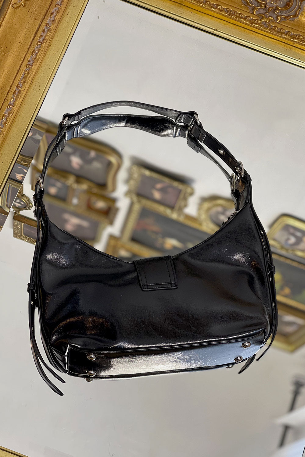 HOLLYWOOD FAUX LEATHER METAL PURSE