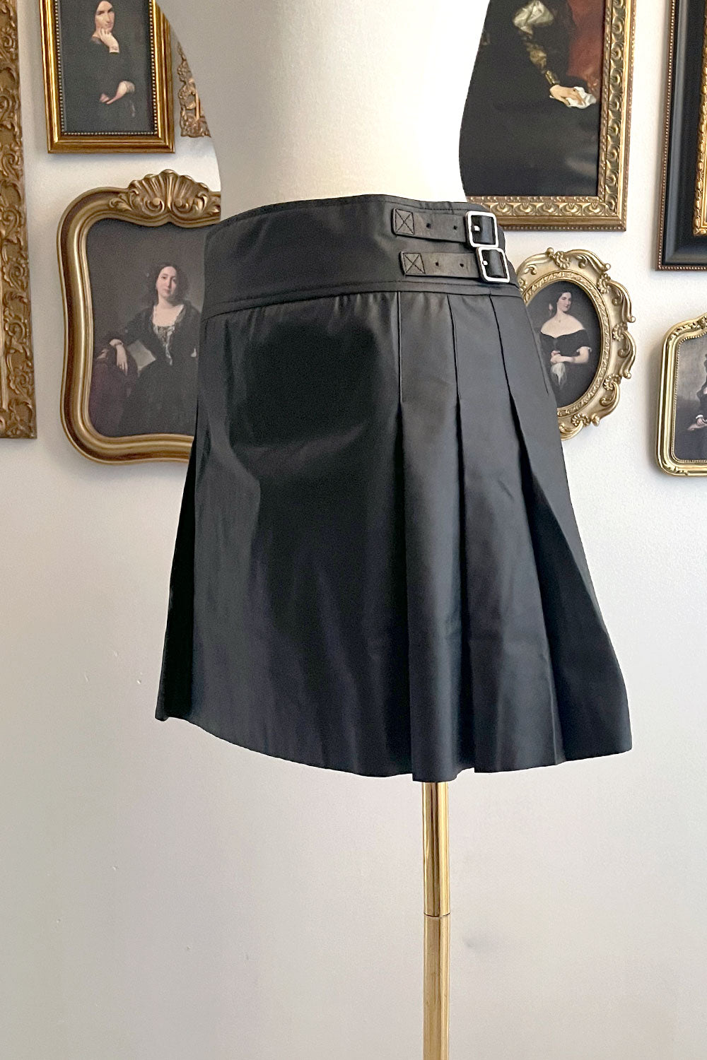 MEREDITH FAUX LEATHER SKIRT