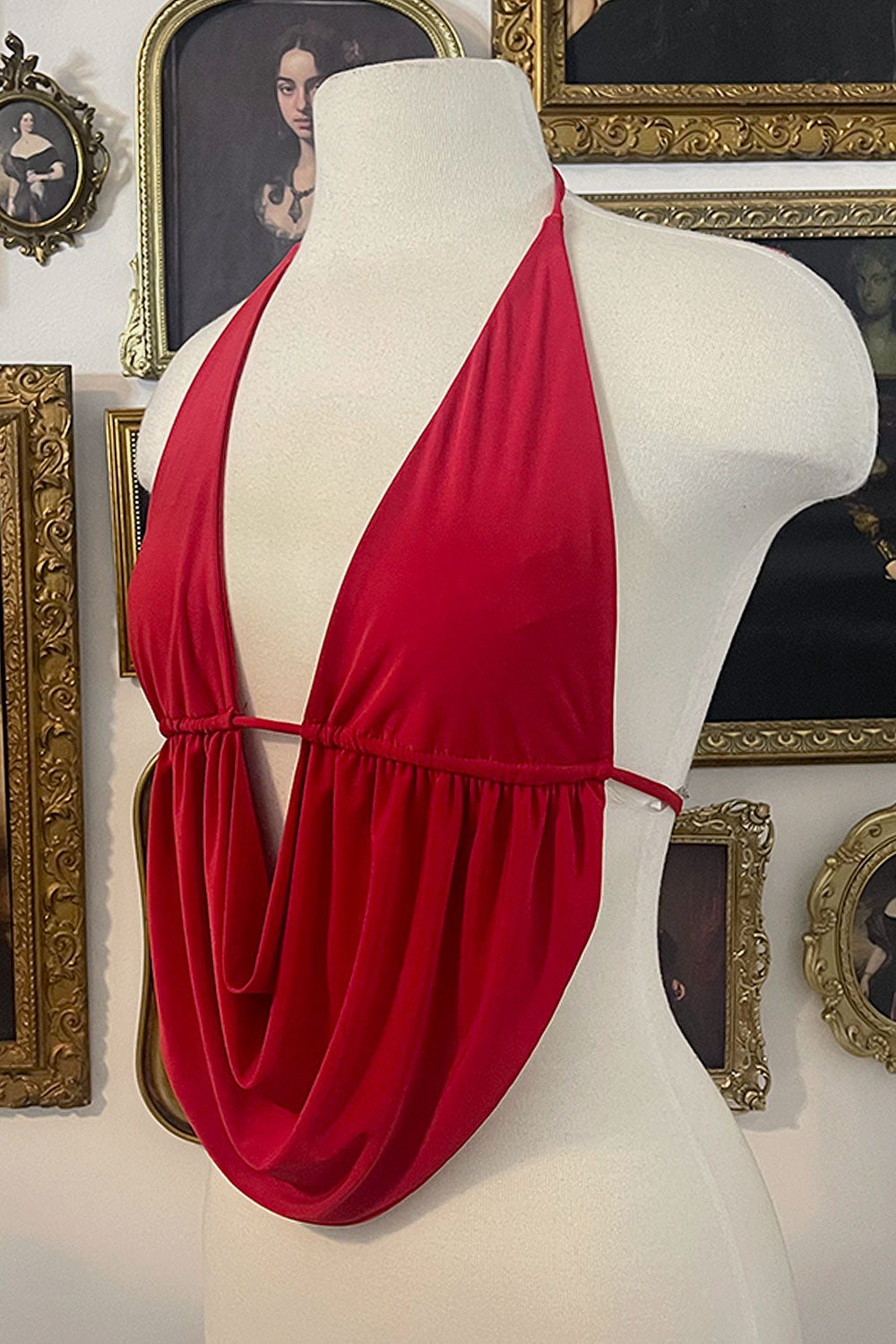 MOLLY OPEN BACK CROP TOP - RED