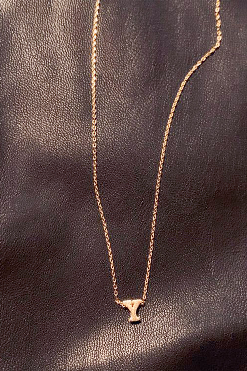 DAINTY LETTER PENDANT NECKLACE