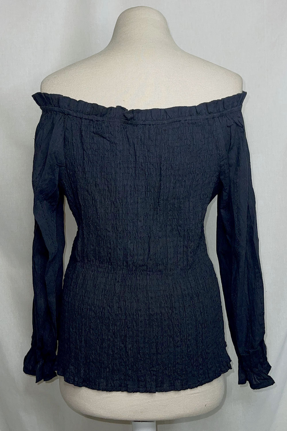 PLUS ESMERALDA PEASANT TOP