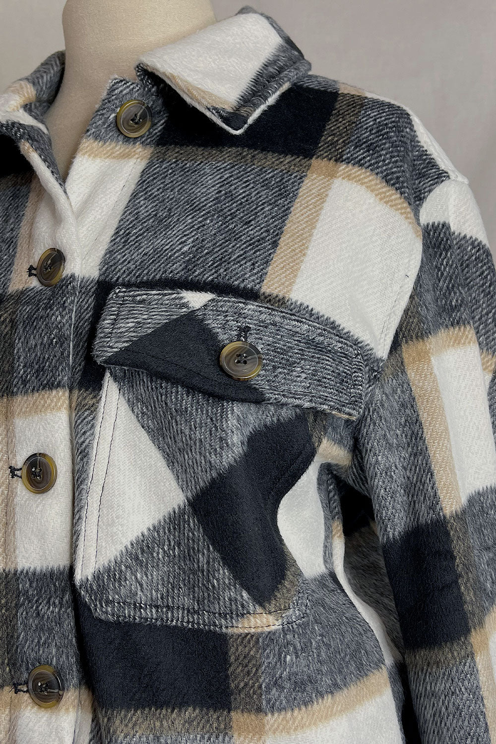 GRACE CROPPED PLAID SHACKET