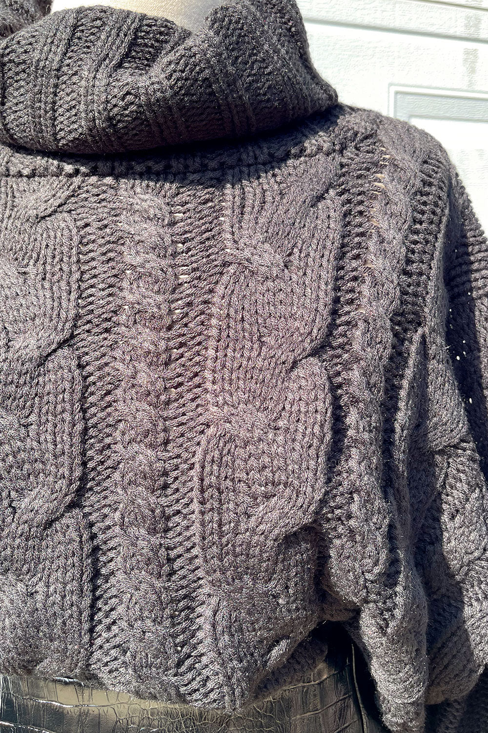 REGINA TURTLENECK SWEATER