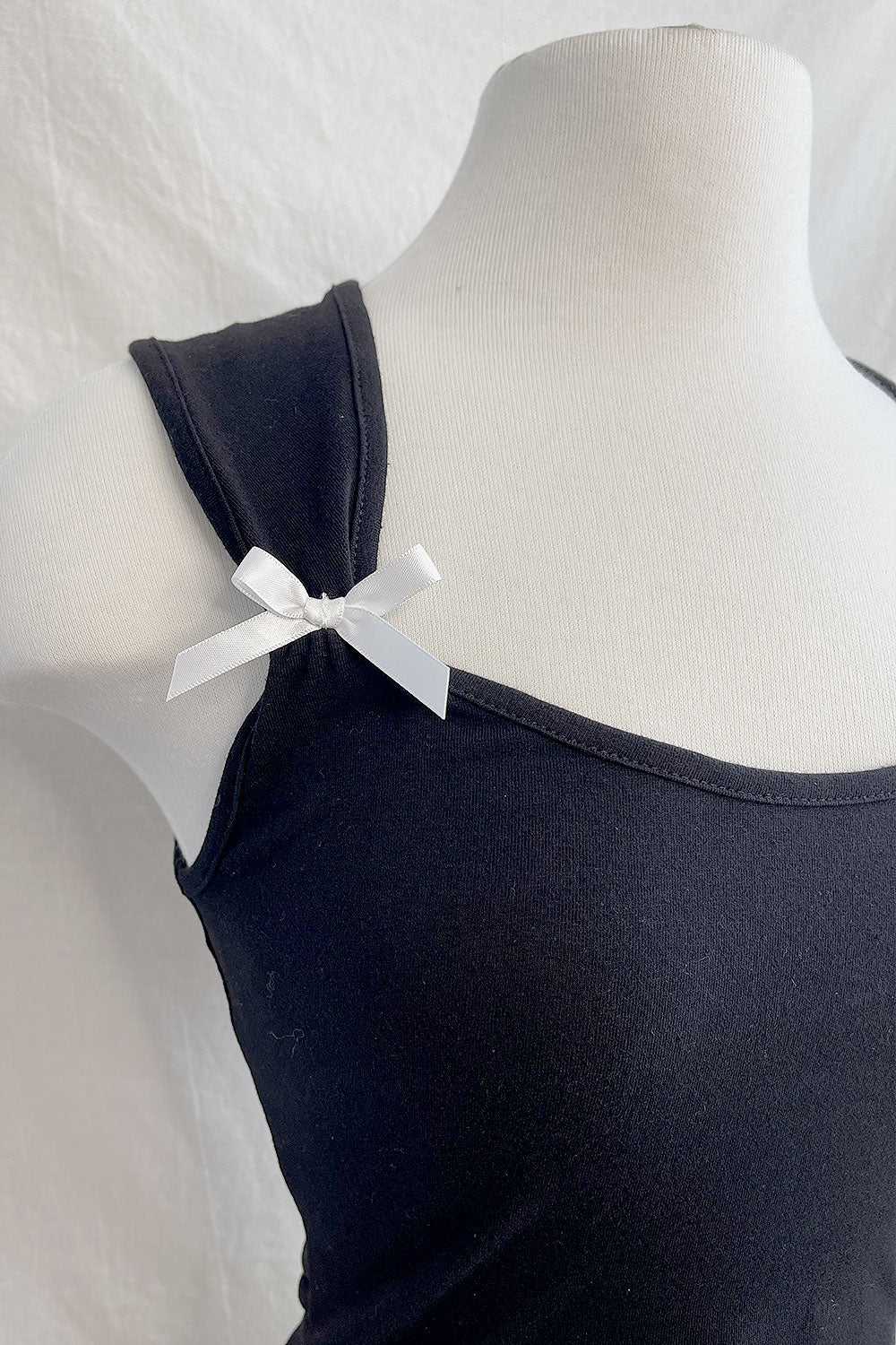 ALANIS COQUETTE BOW TOP