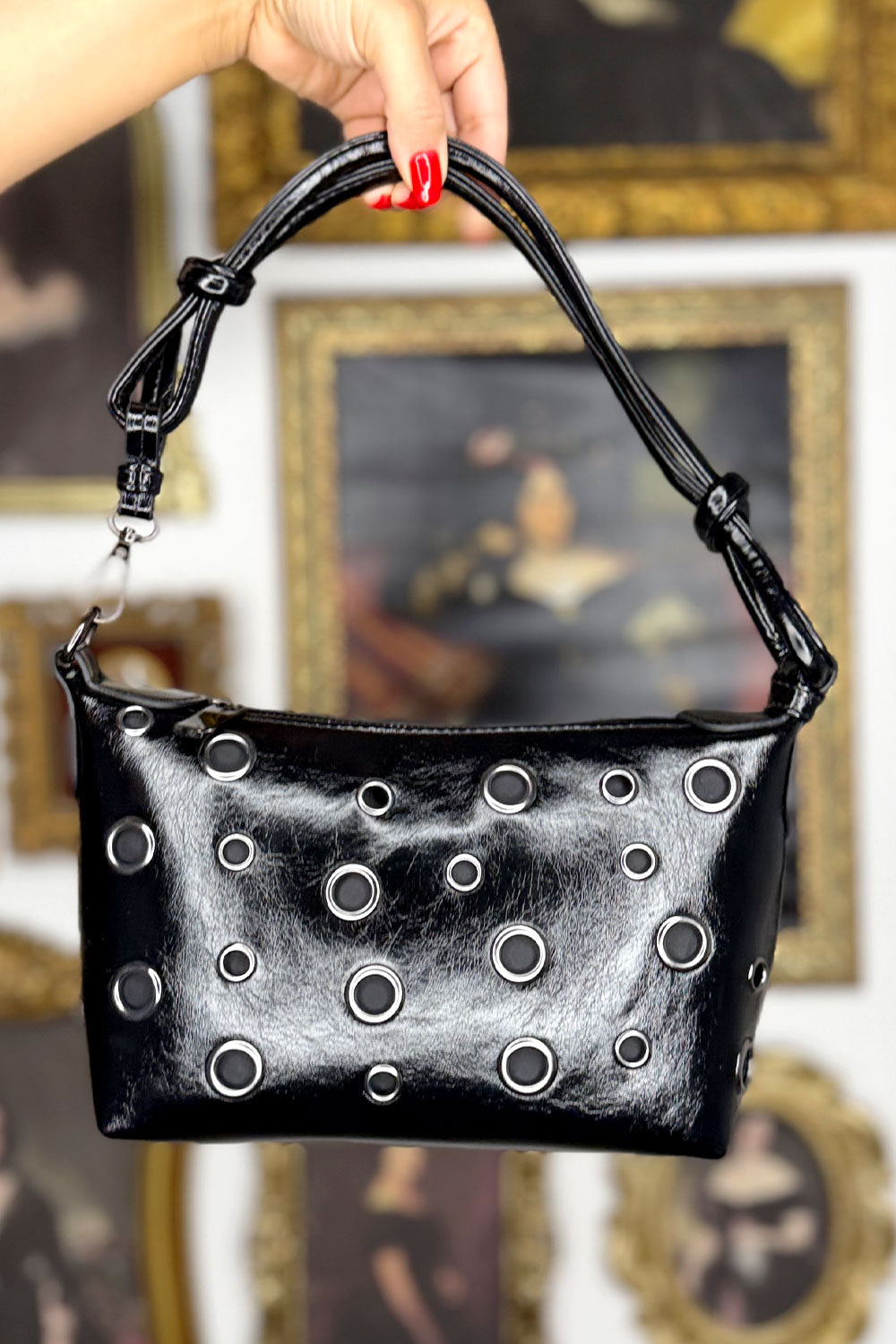 AMSTERDAM GROMMET SHOULDER PURSE