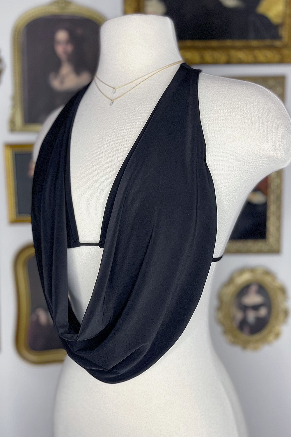 BEKAH OPEN BACK CROP TOP - BLACK