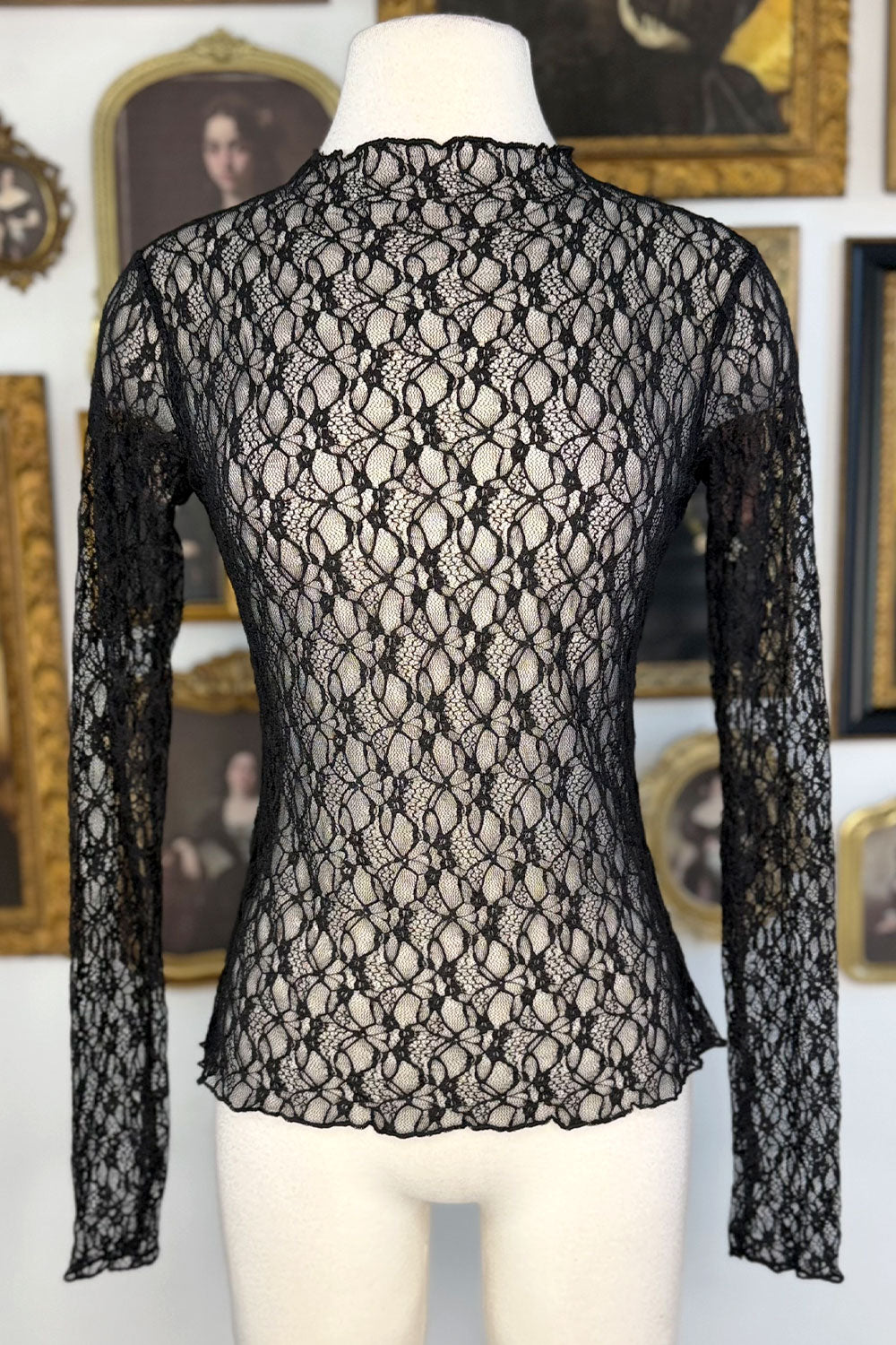 DARNIEL LACE TOP