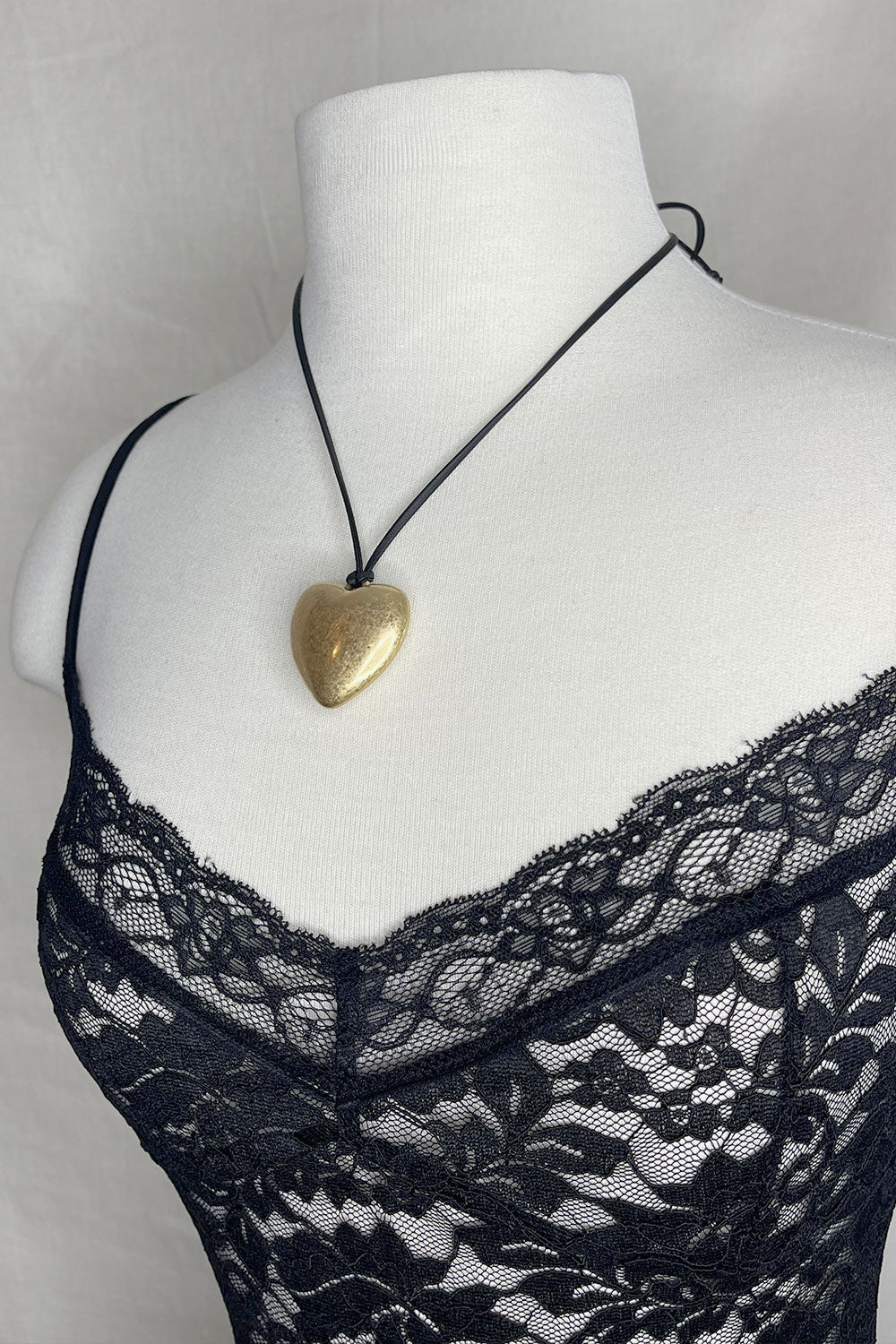 HEART NECKLACE 002