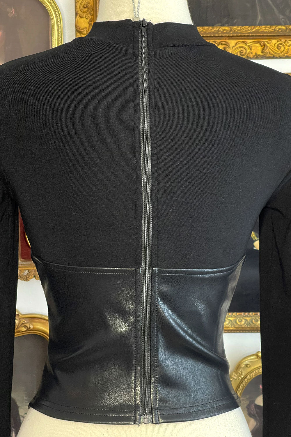 MEGAN LONG SLEEVE TOP