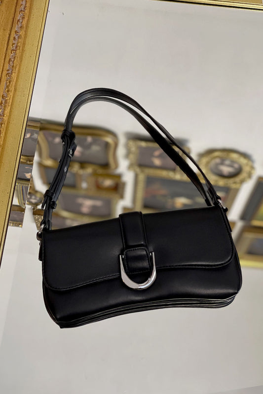 BEVERLY BUCKLE PURSE