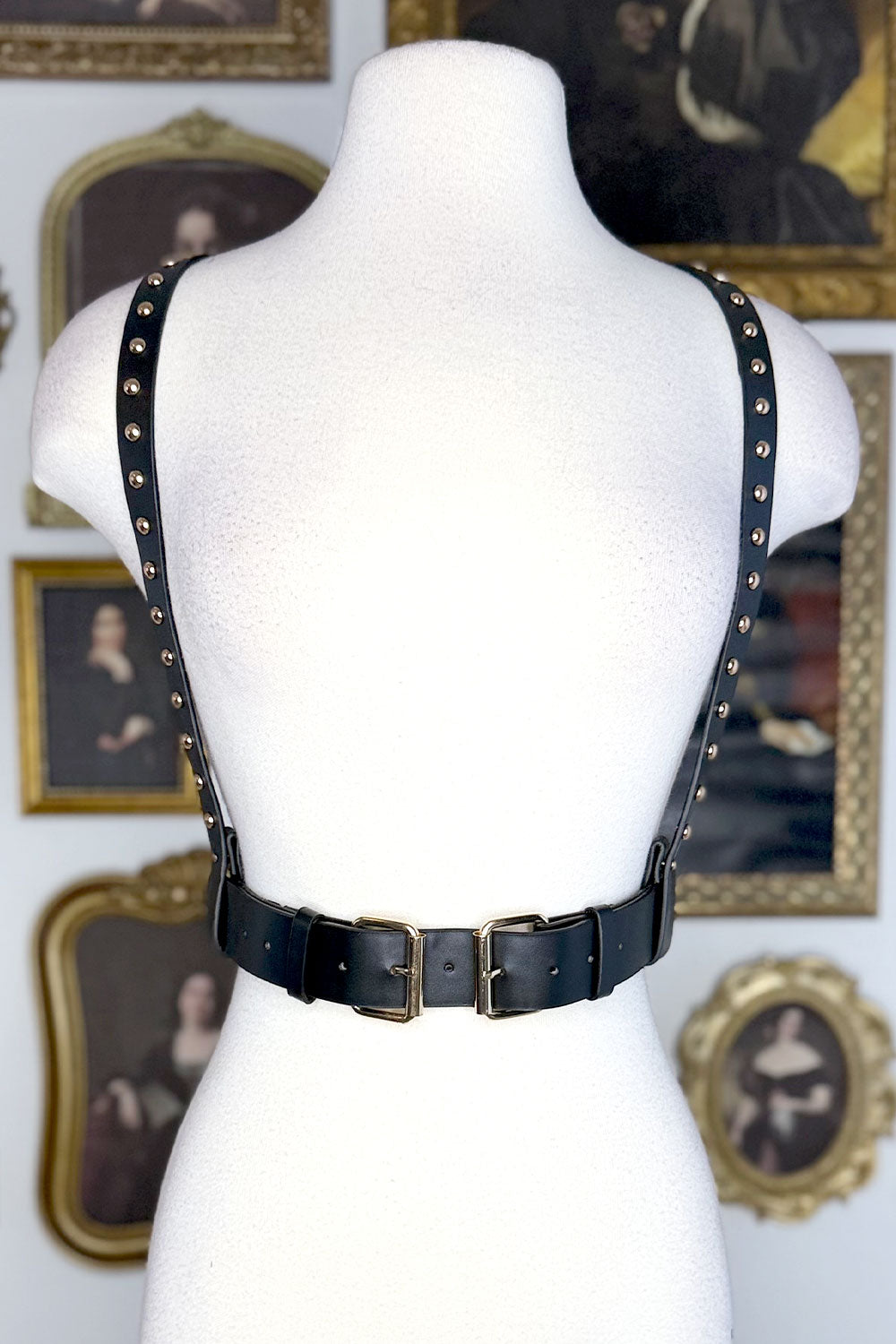 STUDDED HARNESS BELT