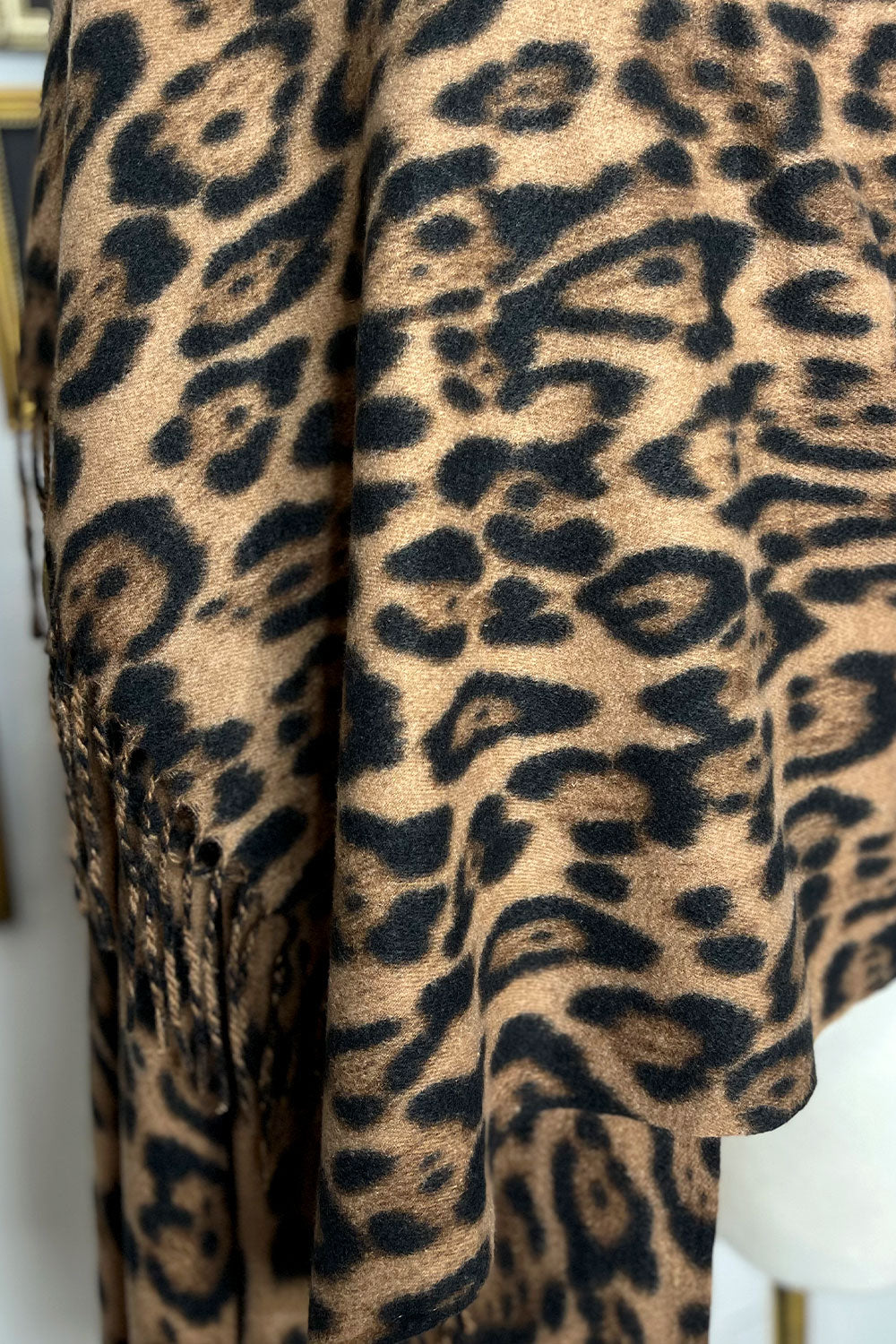 LEOPARD SCARF