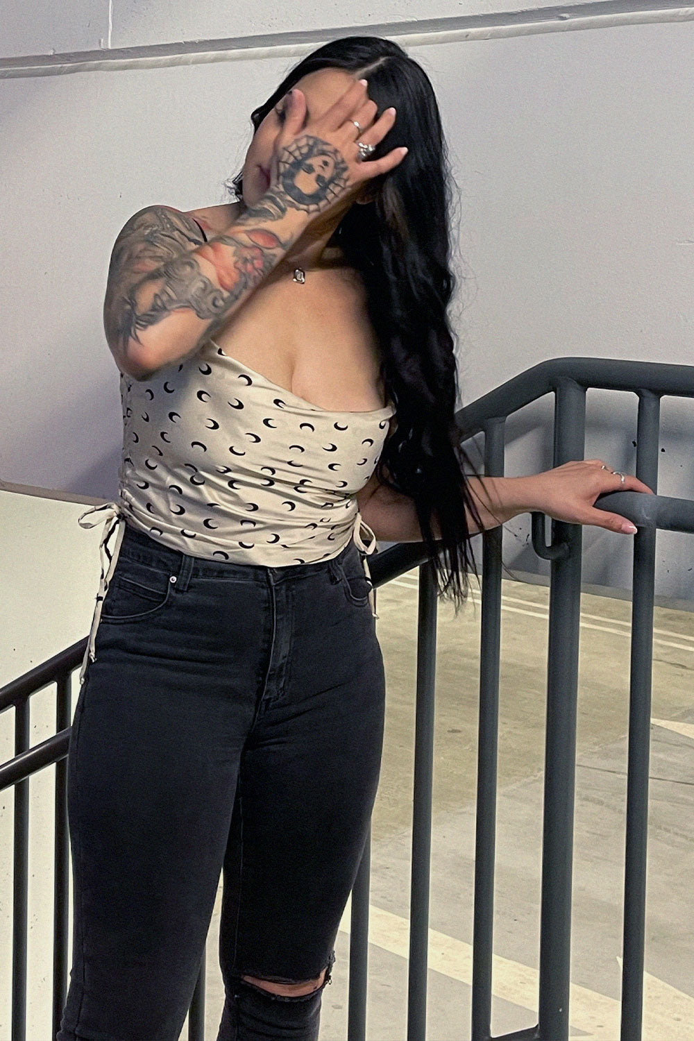DAISY MOON TOP - TAUPE