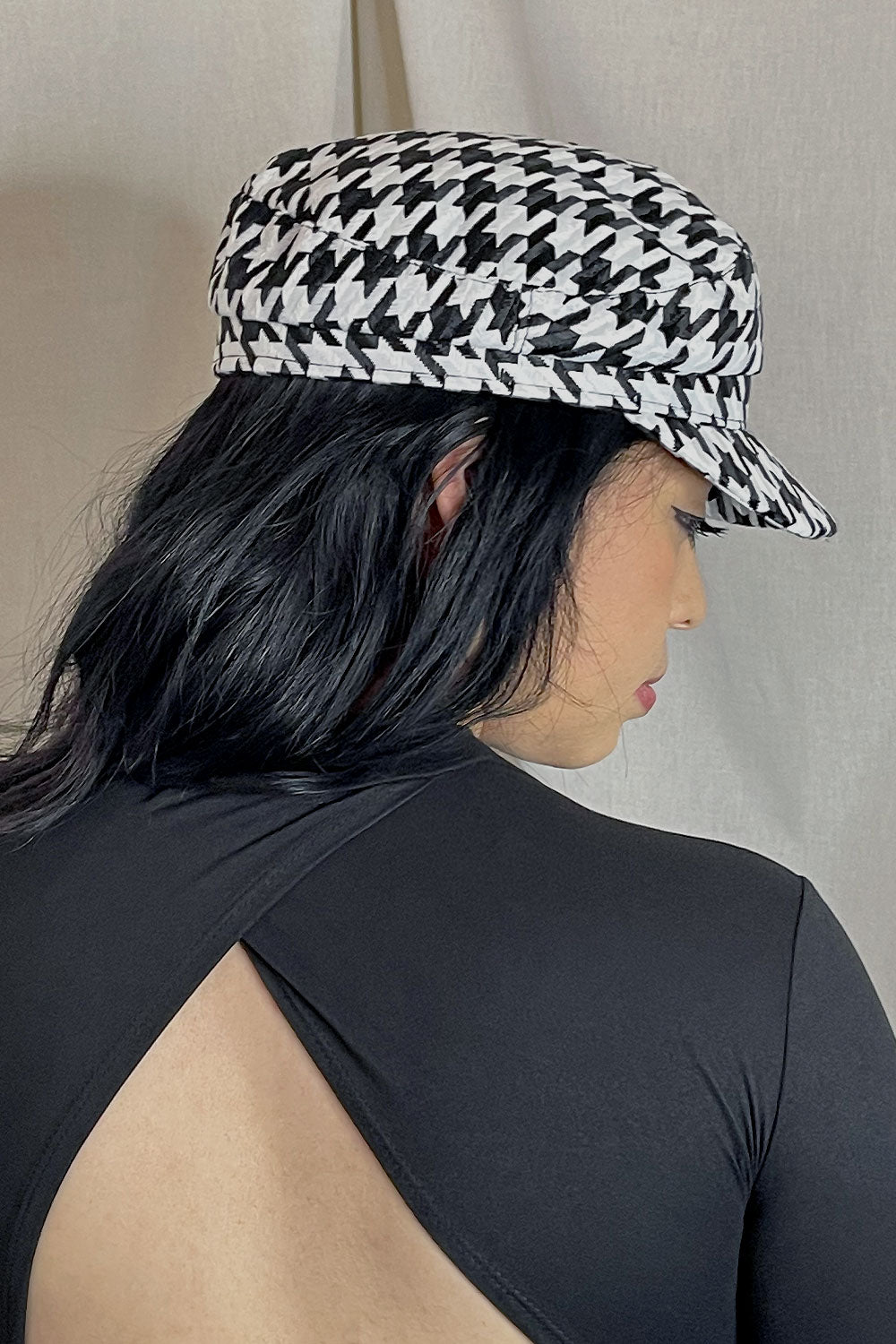 HOUNDSTOOTH BAKER BOY HAT