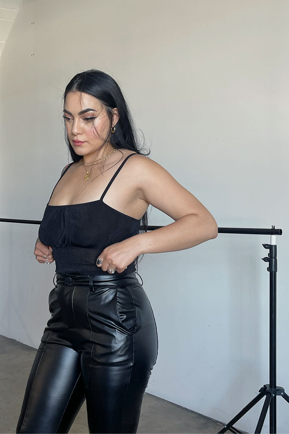 LILY SLINKY CROP TOP